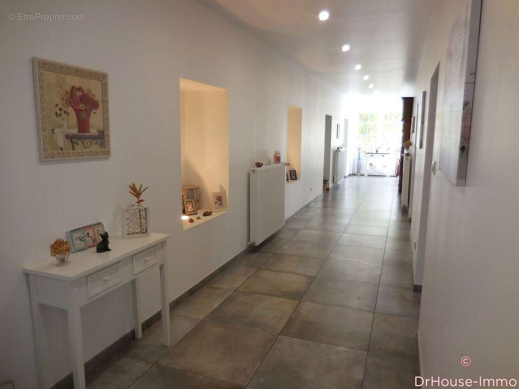 Maison à SAINTE-RADEGONDE