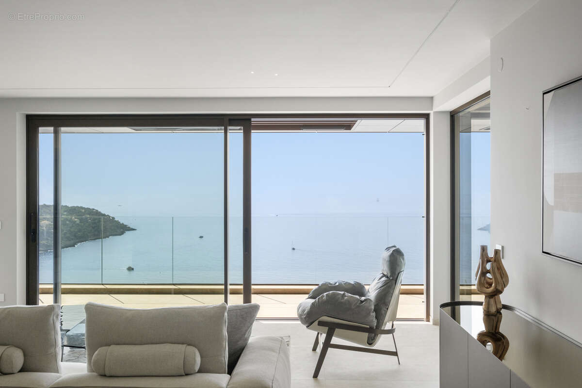 Maison à ROQUEBRUNE-CAP-MARTIN