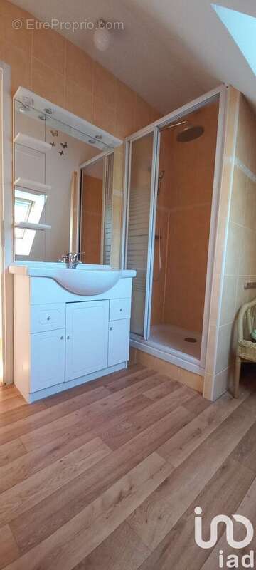 Photo 8 - Maison à NEUVILLE-FERRIERES