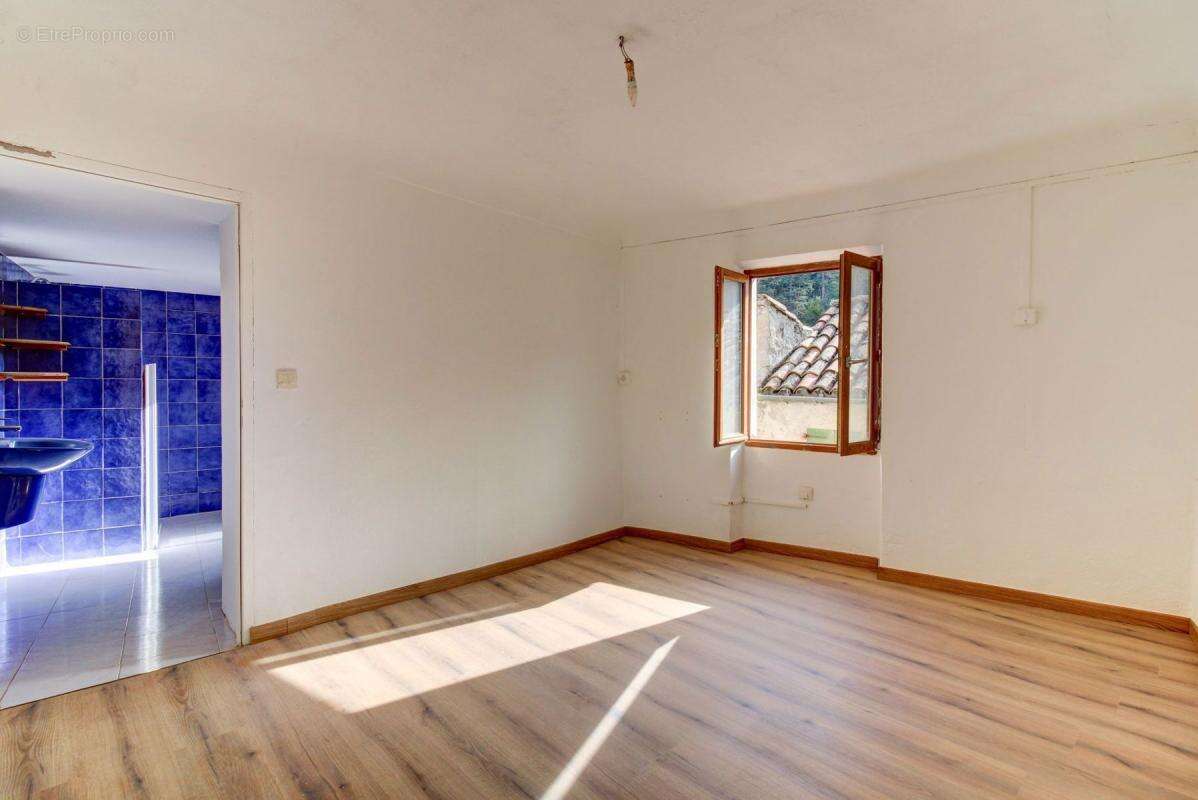 Maison à COLLONGUES