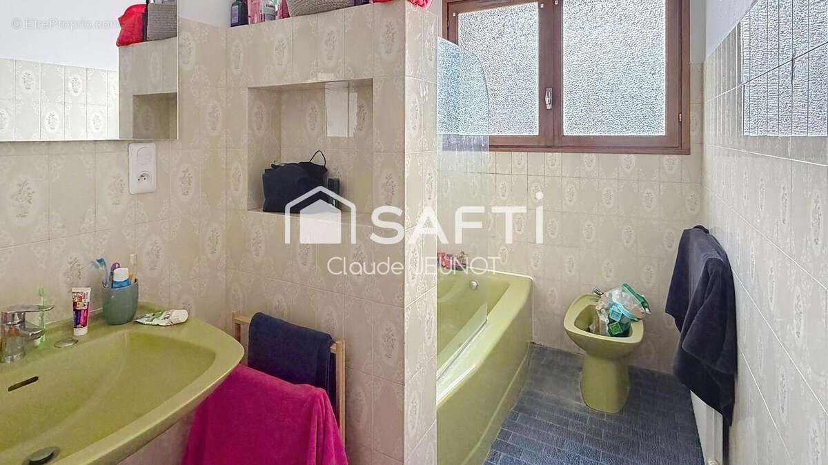 Appartement 136 m² à Pessac  - photo 4