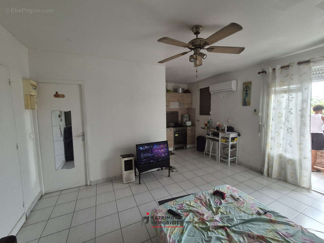 Appartement à LES ABYMES