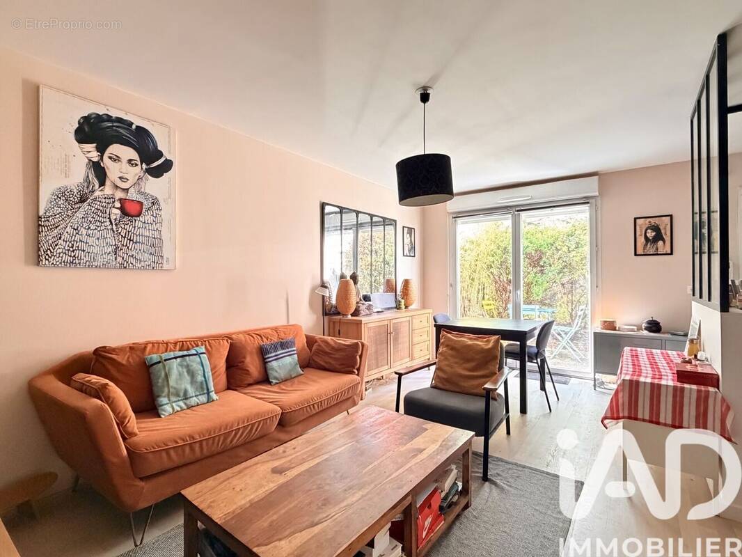 Photo 1 - Appartement à VILLEMOMBLE