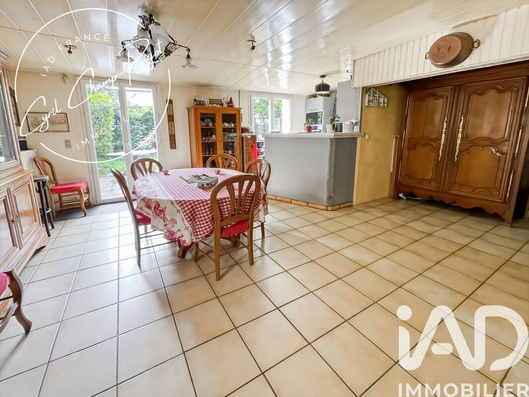 Photo 1 - Maison à TREMBLAY-EN-FRANCE