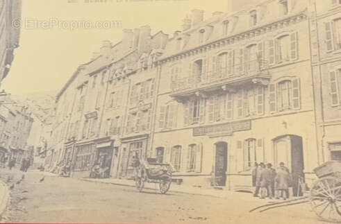 Immeuble de caractère à usage mixte - Murat - photo 2