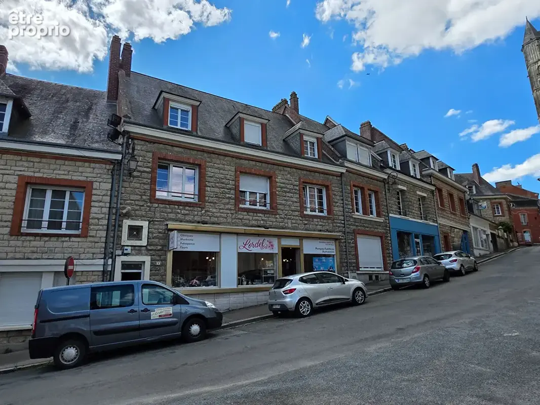 Immeuble Aumale - photo 1
