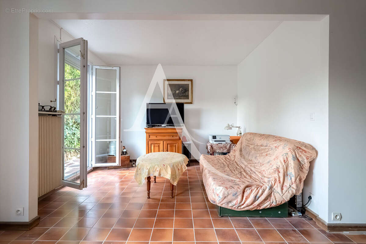 Maison à LIMEIL-BREVANNES