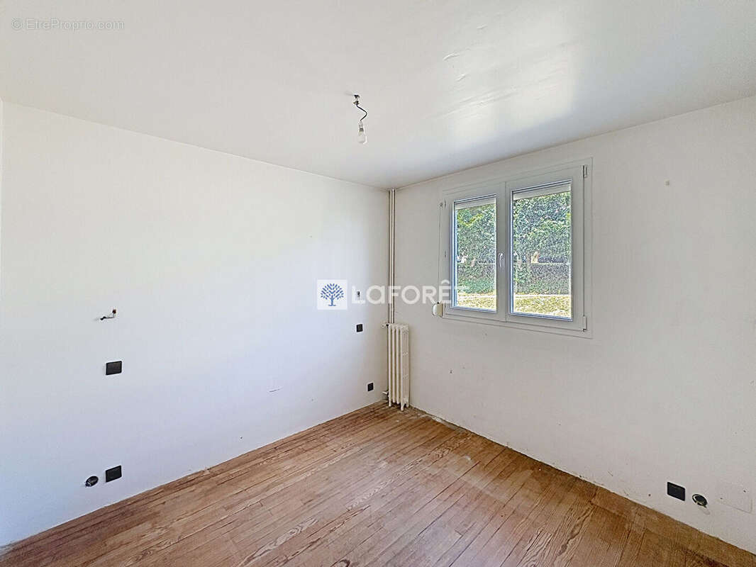 Appartement F4 avec balcon Vue mer et ville - photo 12