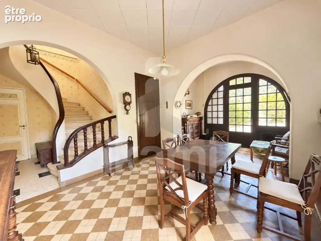 Maison de Maître d’Exception au Cœur de Salles   Parc, Piscine & Maison Indépendante - photo 4