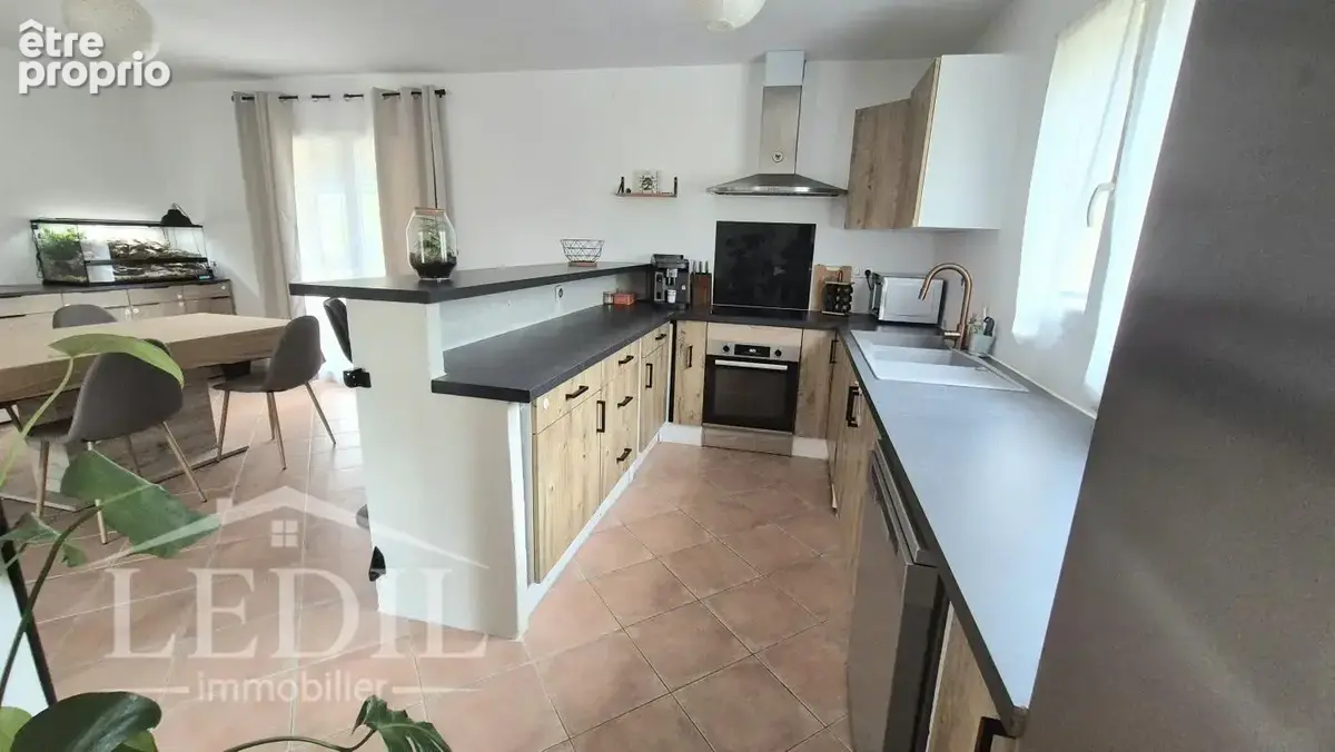Plain pied 4 chambres. Secteur campagne - photo 3