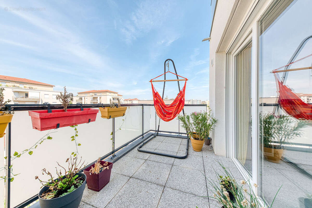 Appartement de type 3 au sein d'une belle résidence - photo 8