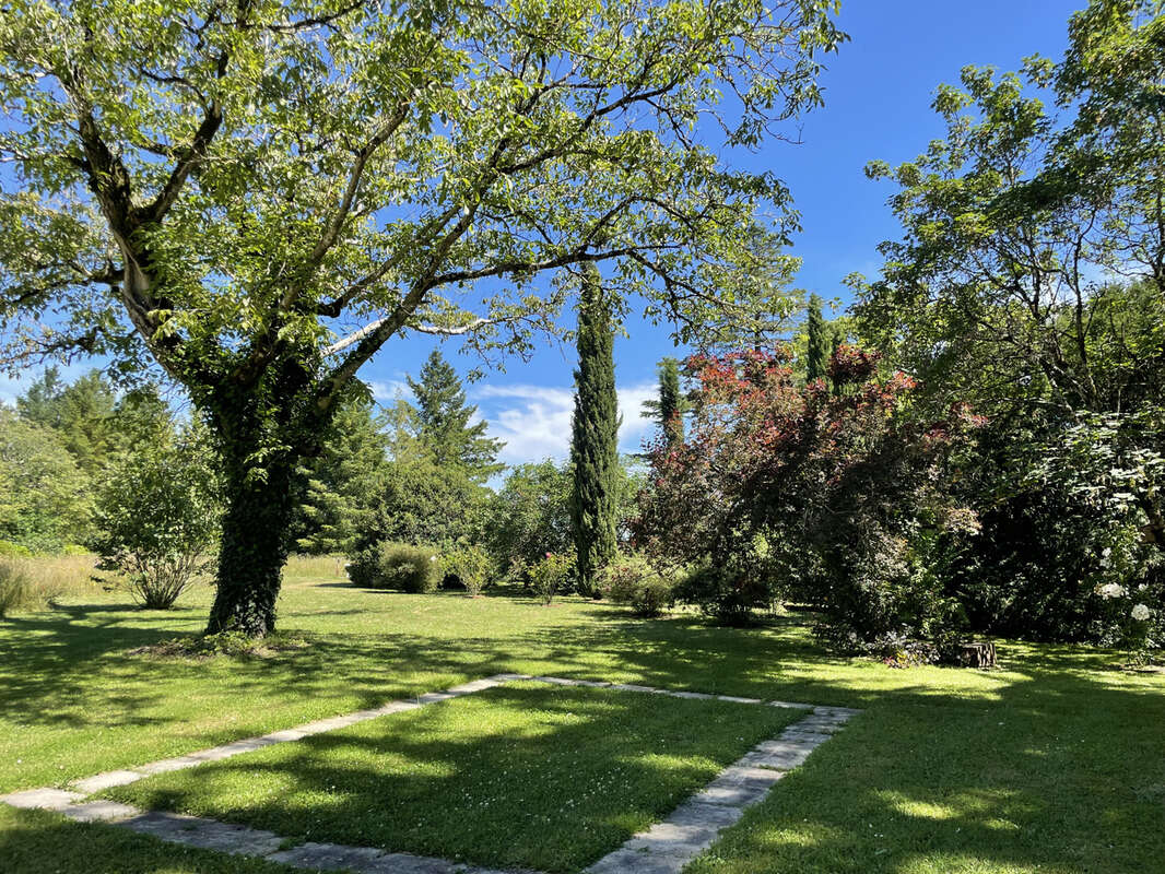 Maison à LA ROCHEFOUCAULD