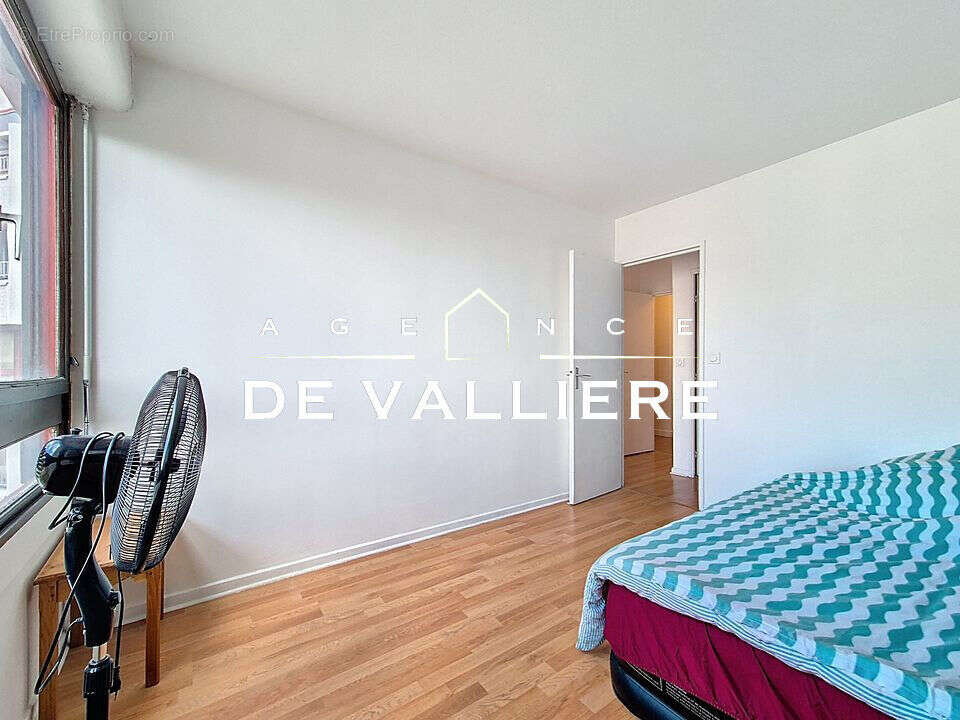 Appartement à NANTERRE