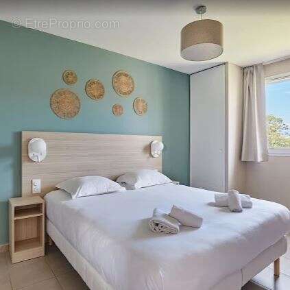 Appartement 33 m² à La Londe-Les-Maures  - photo 2
