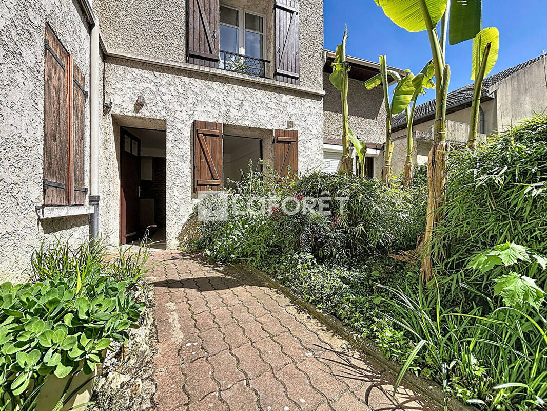 Appartement à CHENNEVIERES-SUR-MARNE