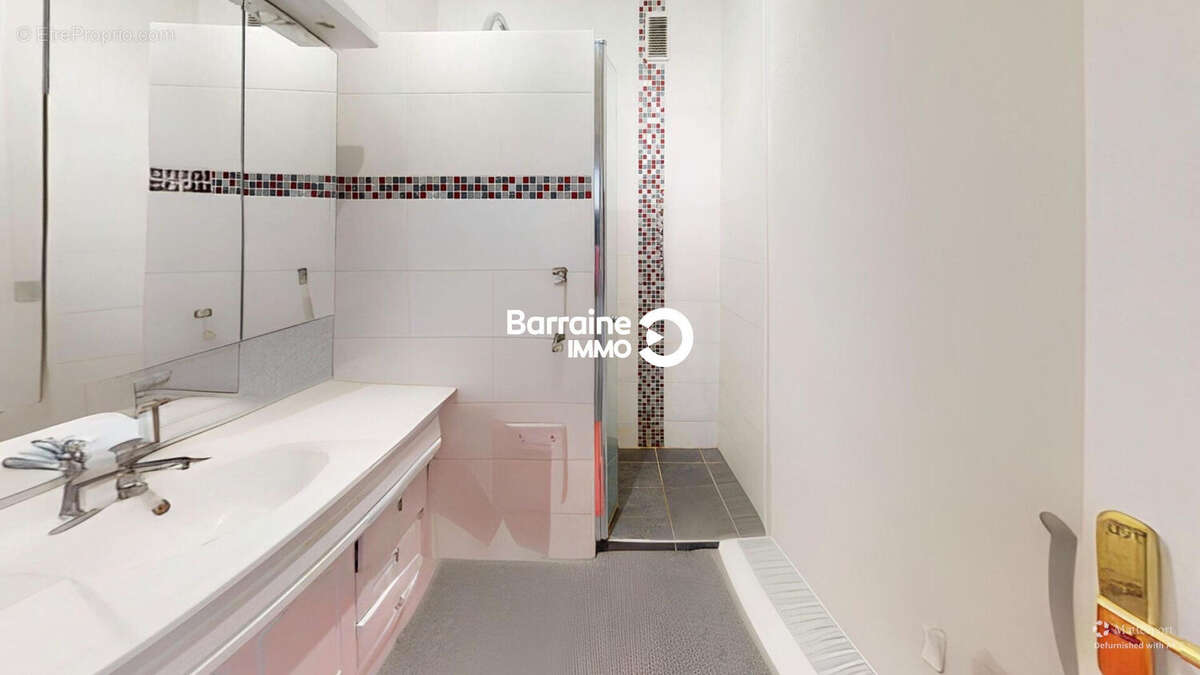 EXCLUSIVITÉ - Appartement de standing sur le très prisé port de plaisance de Morlaix - photo 16