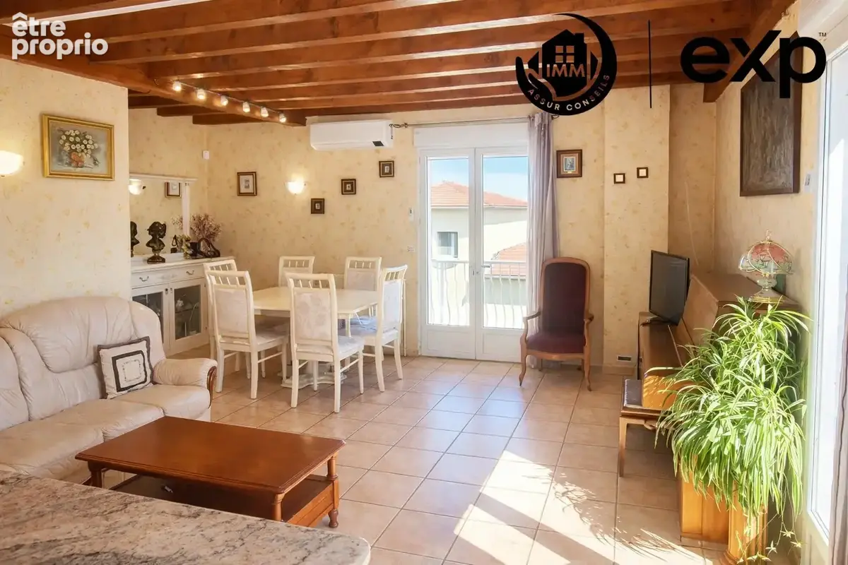 Maison 8 pièces 193 m² à vendre à Saint-Laurent-De-Mure (69720) - photo 8