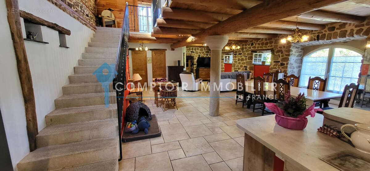 Ardèche (07) A vendre La Rochette - Maison de Charme 169m2 habitables - Avec deux Logis ! - photo 9