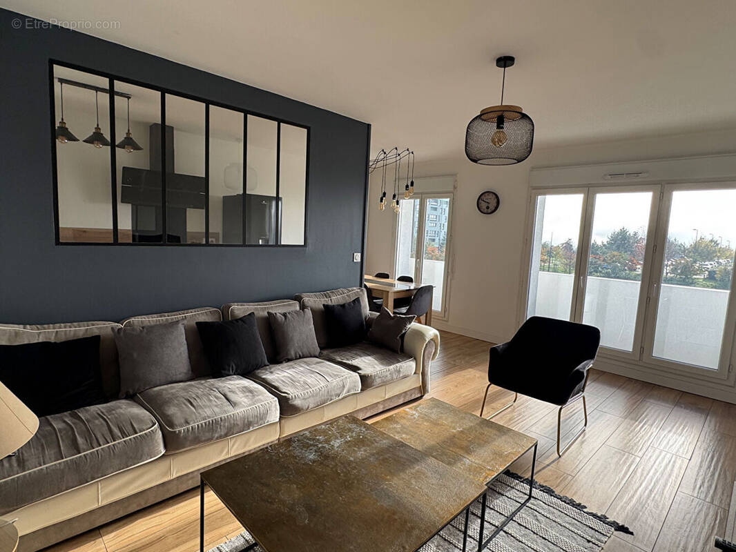 Appartement à SAINT-ETIENNE