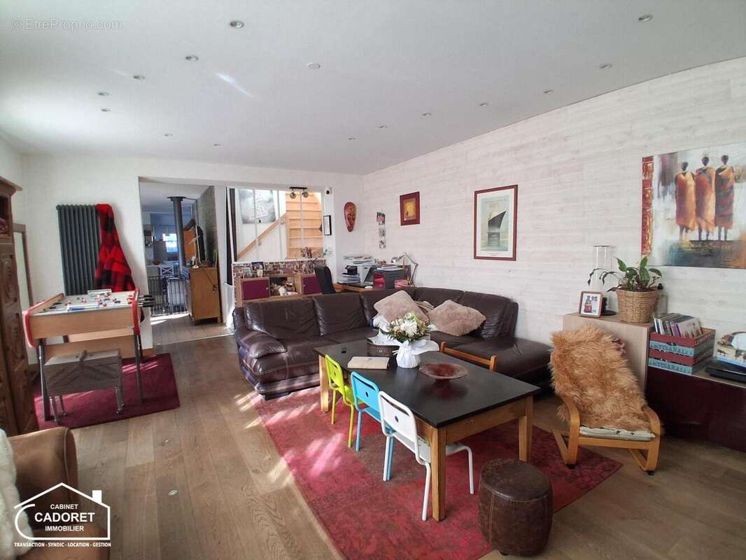  - Maison à PAIMBOEUF