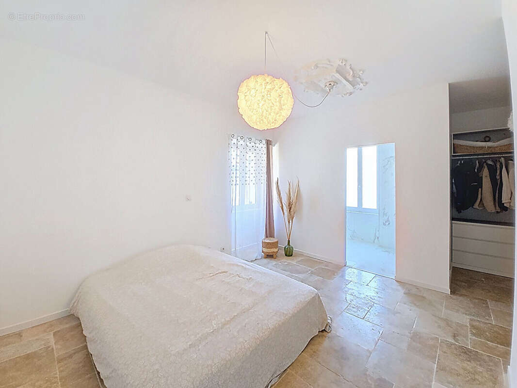 Maison à CARBON-BLANC