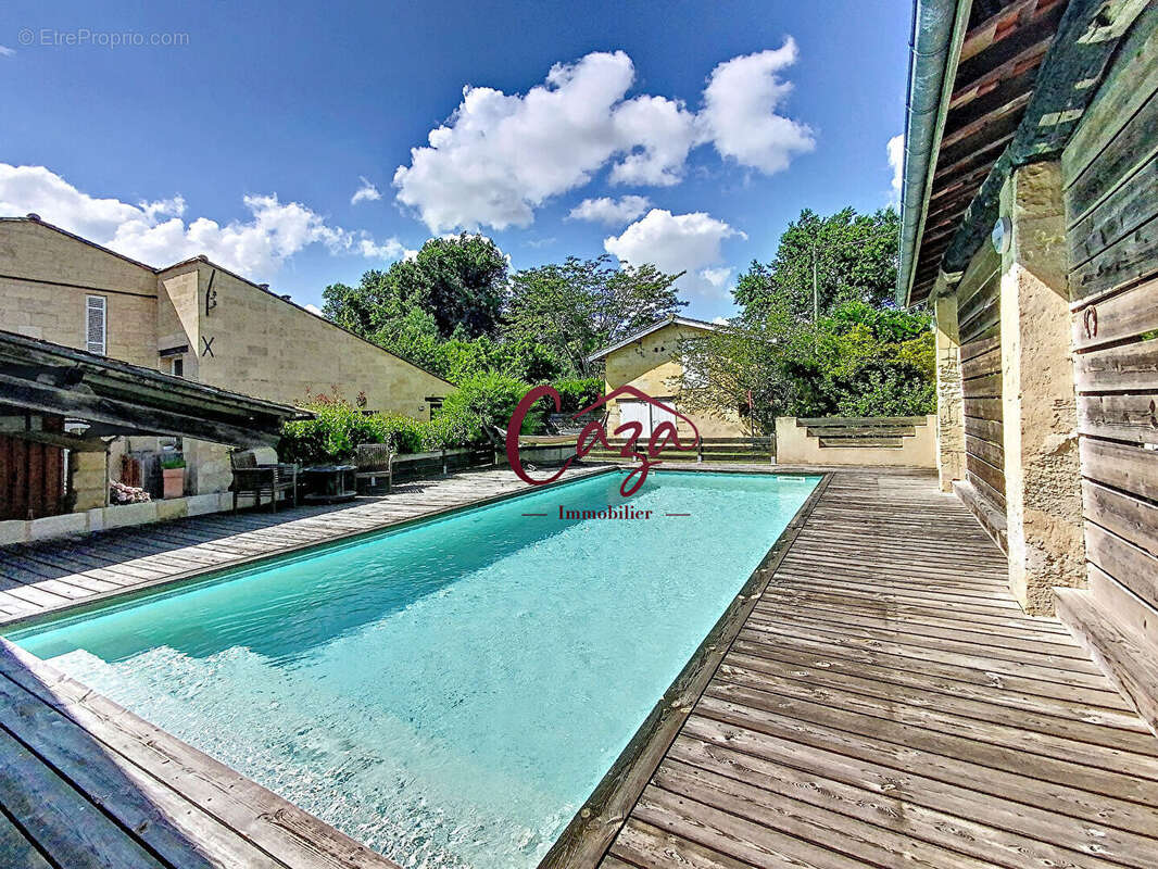 Maison à CAMBLANES-ET-MEYNAC