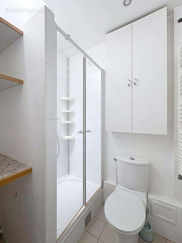 Appartement à PARIS-8E