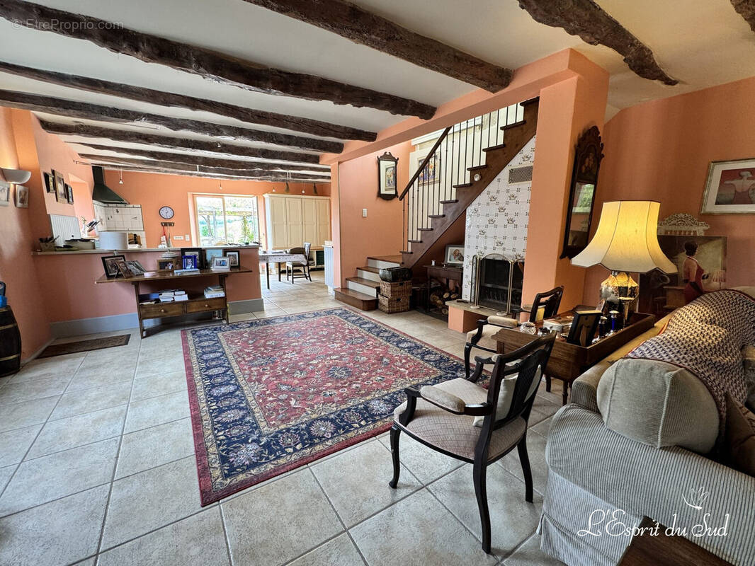 Maison à CORDES-SUR-CIEL