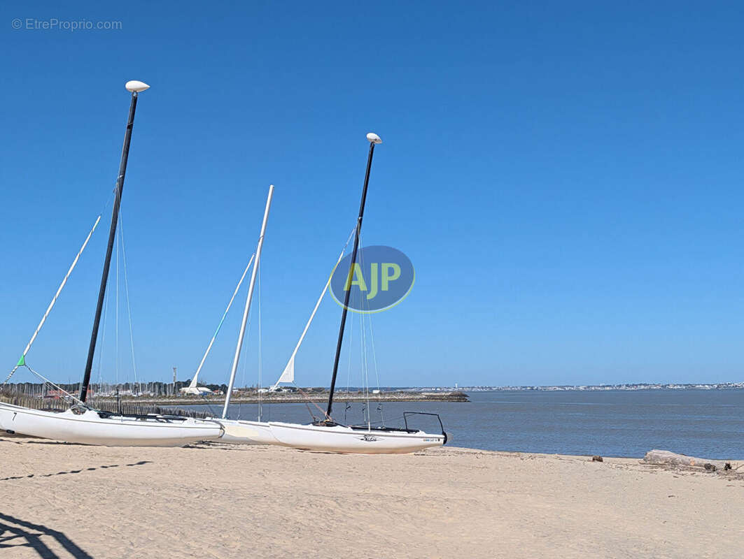 Terrain à LE VERDON-SUR-MER