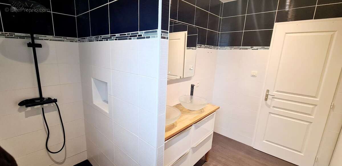 Maison à SAINT-JEAN-DE-VERGES