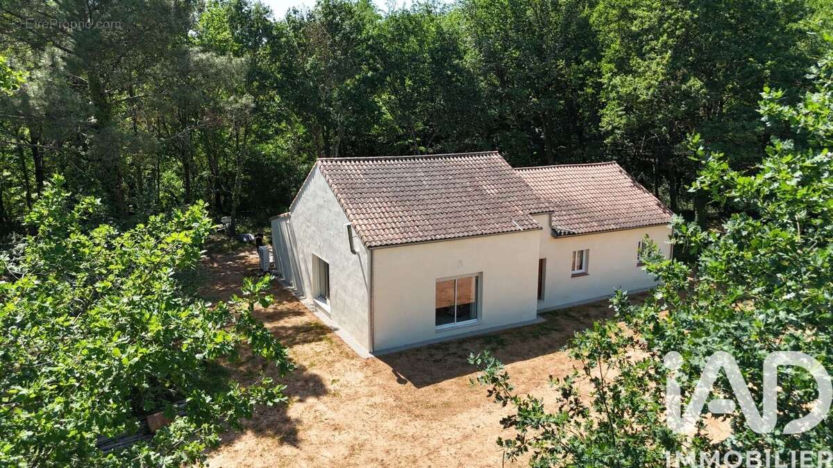 Photo 3 - Maison à POMAREDE