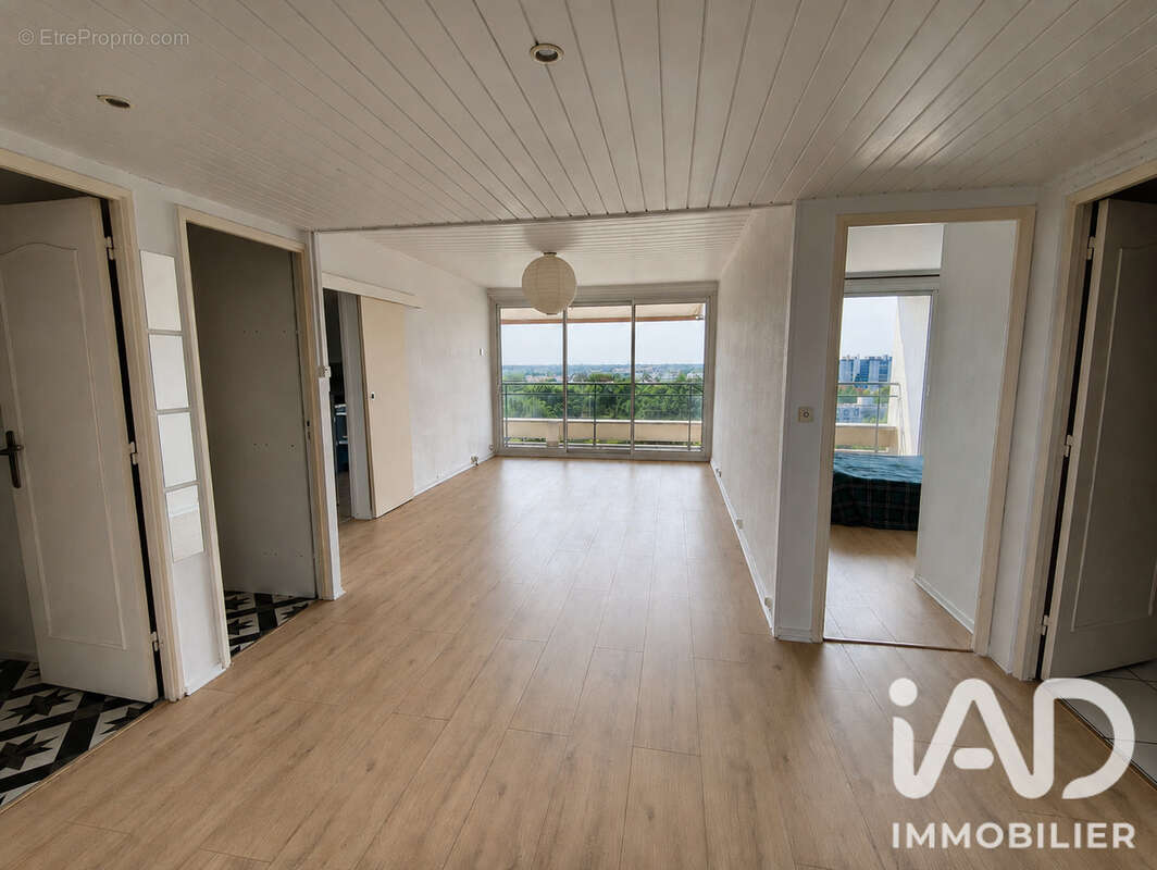 Appartement 75 m² à Merignac  - photo 2