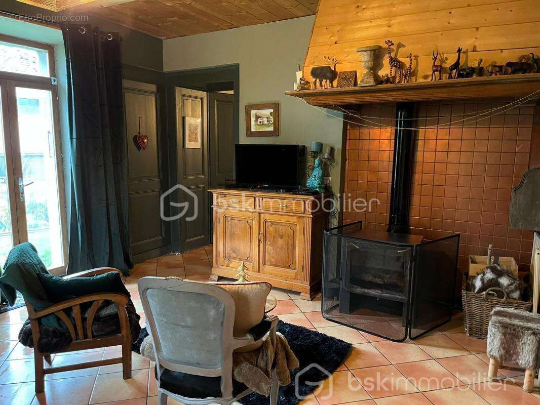 Appartement à TANINGES