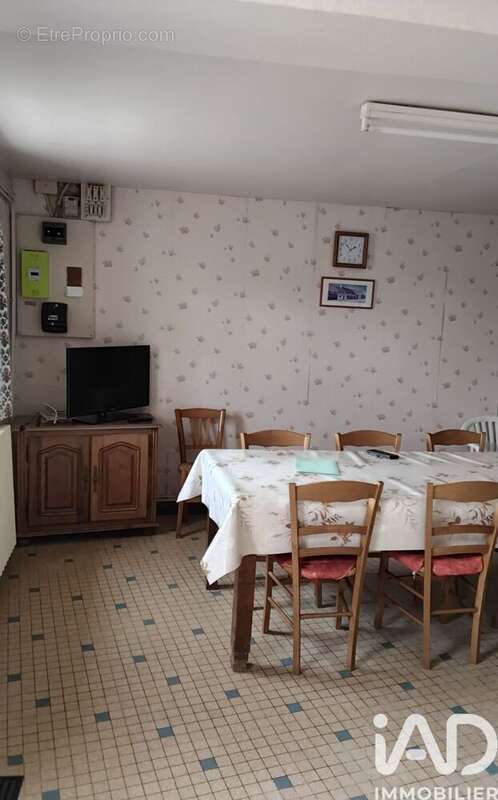 Maison 92 m² à Segrie  - photo 6