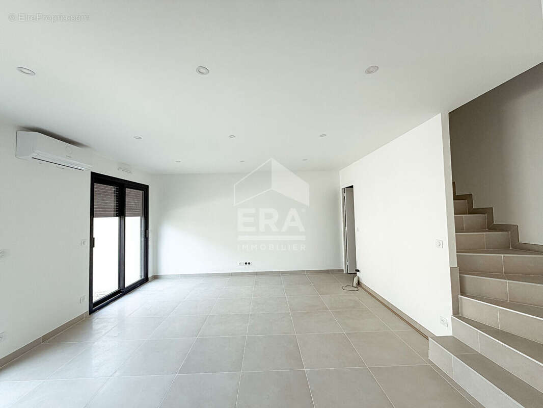 Maison Cormeilles En Parisis 5 pièce(s) 105.3 m2 - photo 2