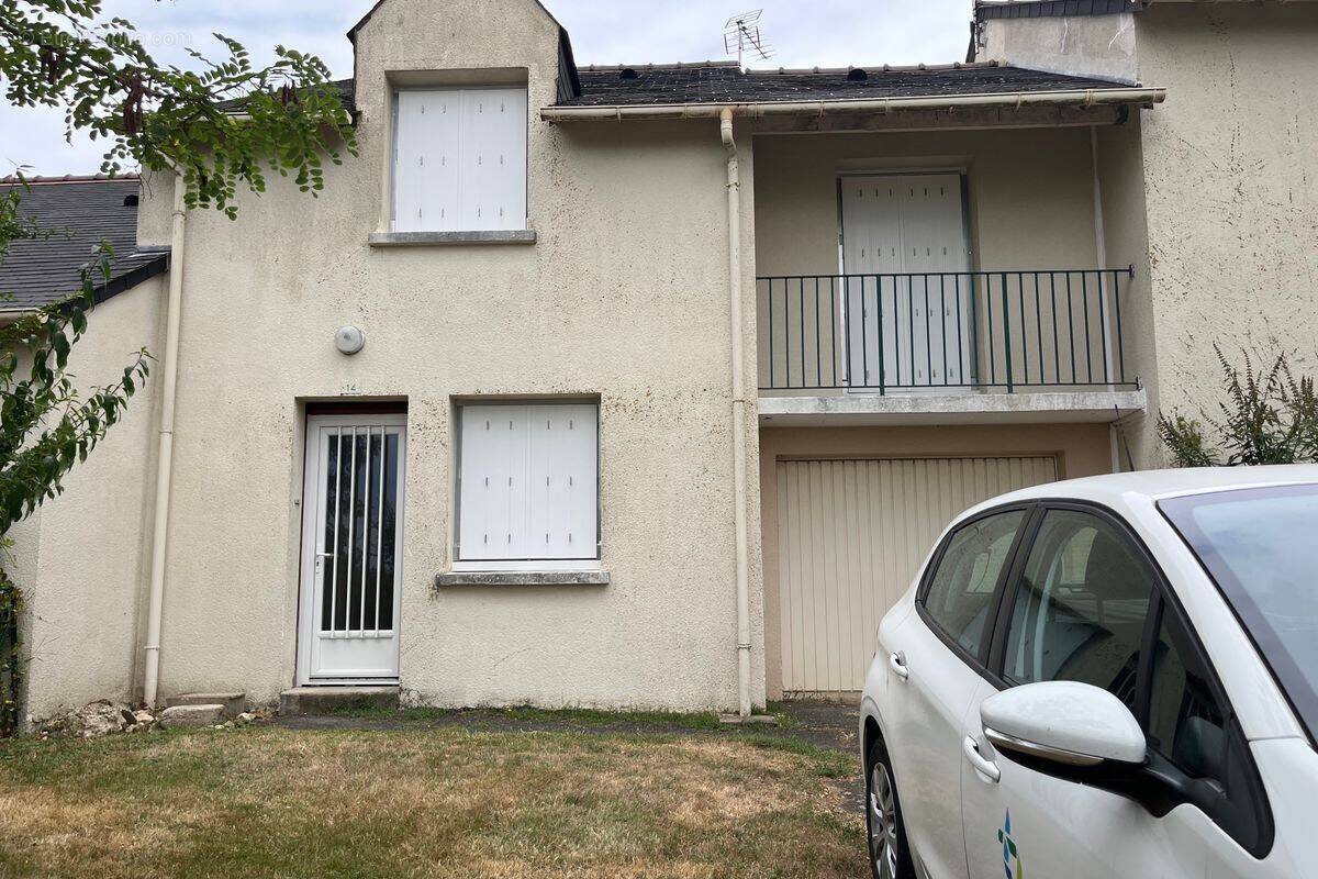 Maison à SAINT-SENOCH