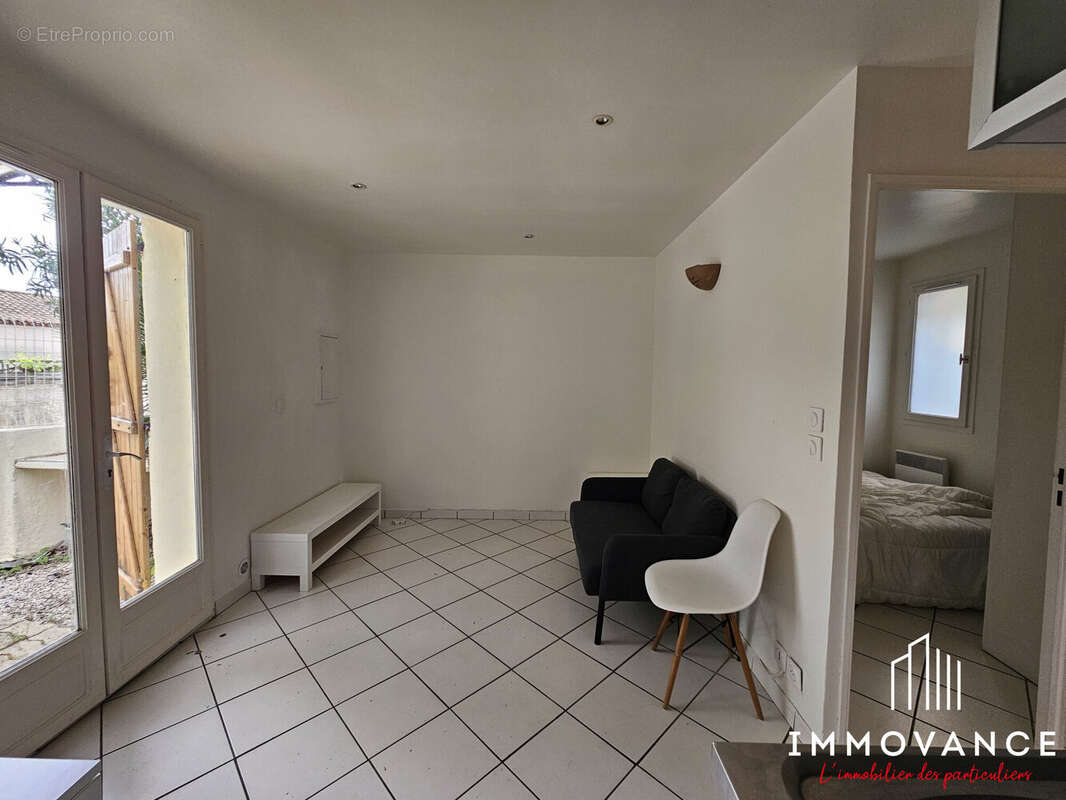 Appartement à JUVIGNAC