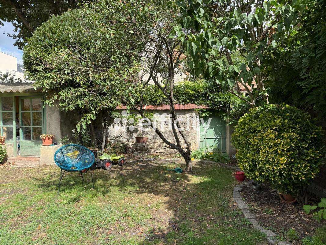 Maison à MANTES-LA-JOLIE