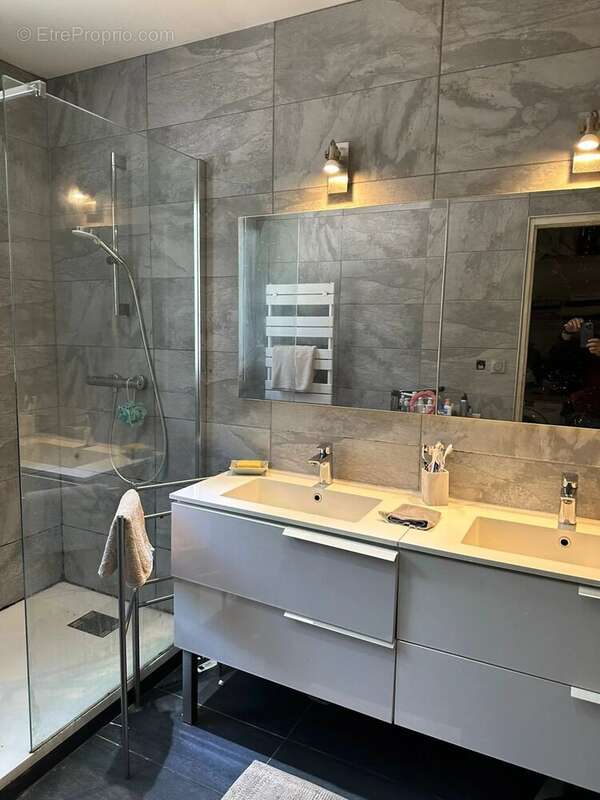 Maison à POURRIERES