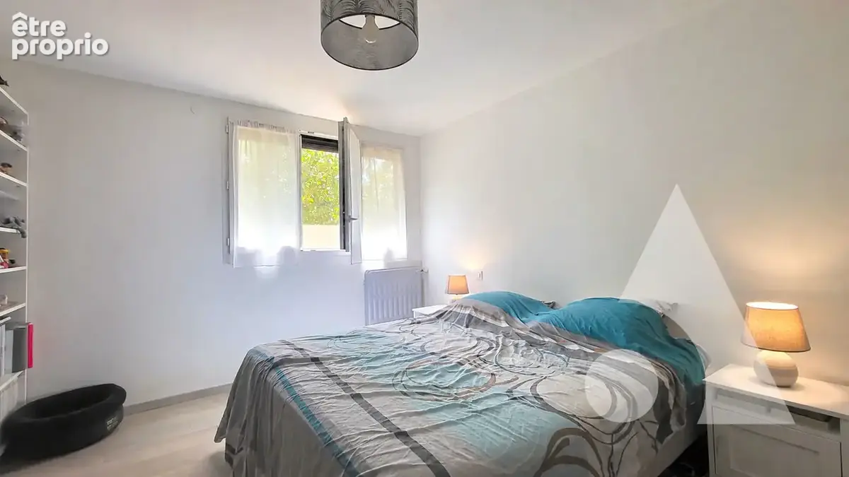 Herblay Sur Seine - Appartement 5 pièces  de 96m²  avec balcon, caves, parking et box - photo 6