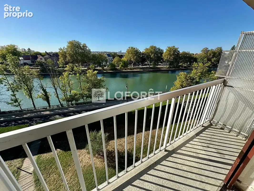 Photo Appartement à Bry-Sur-Marne au prix de 318 000€