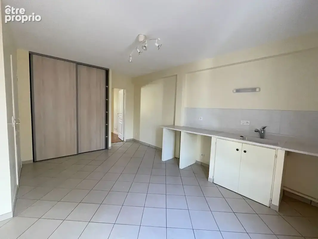 Appartement de standing ascenseur privatif  dans Provins hyper centre 190 m² + 2 garages - photo 12