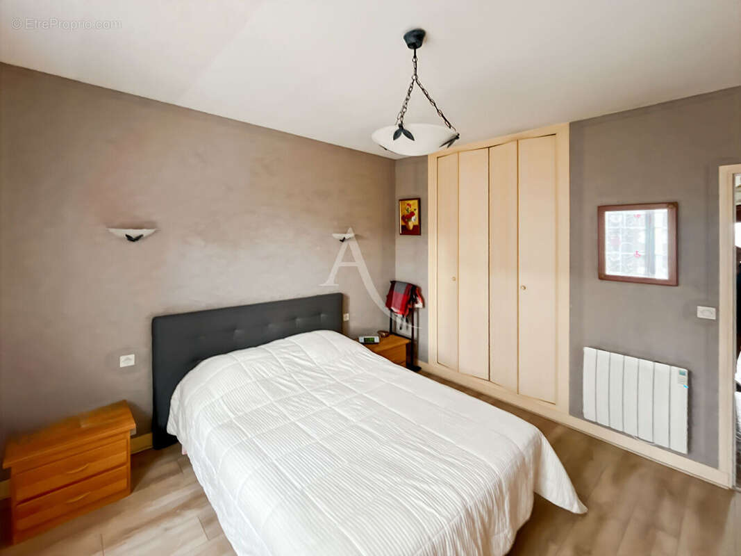 Maison à LES MUREAUX