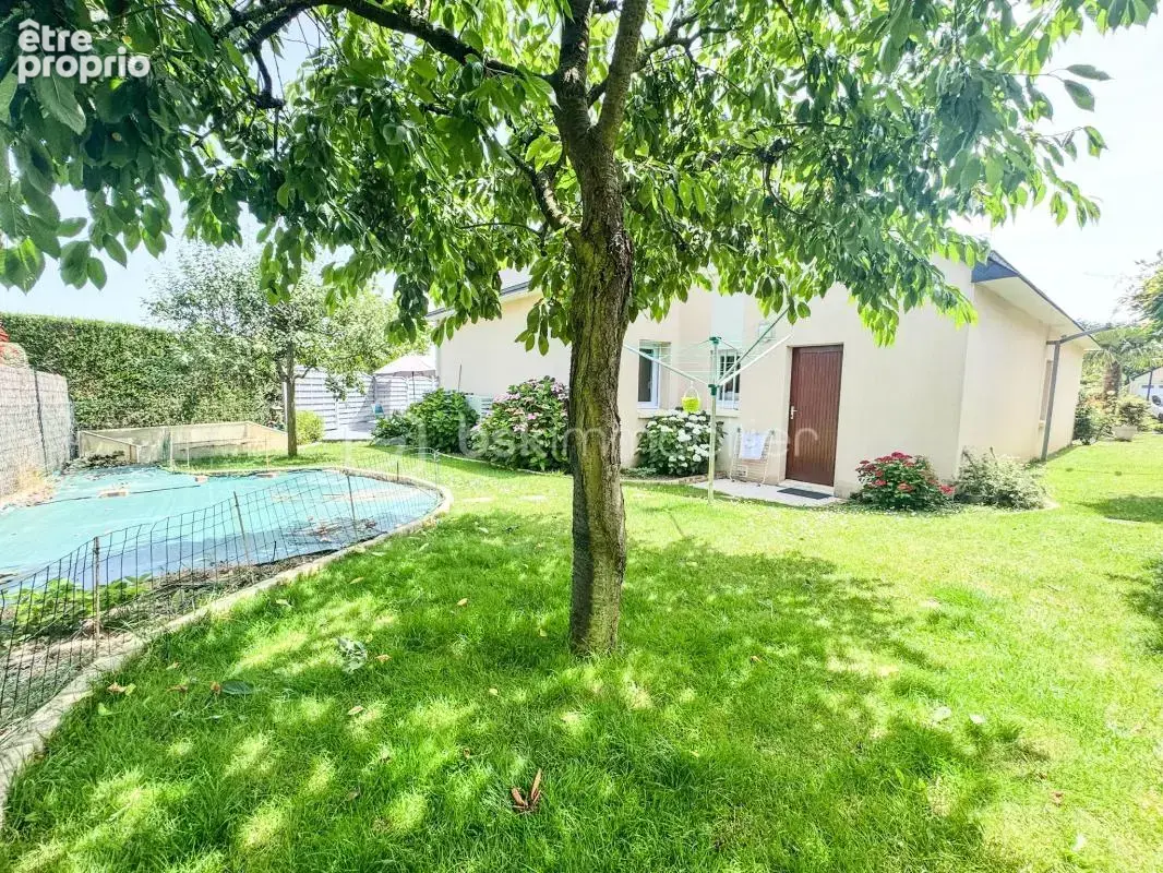 Maison 6 pièces 122 m² · à Noyal-sur-Vilaine · 122 m² · 397 500 €