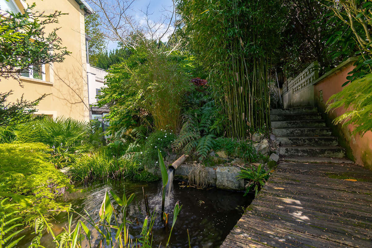 Appartement à FONTENAY-AUX-ROSES