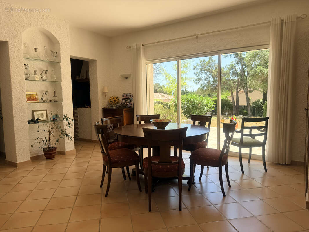 Caroline Bleuze Immobilier vous présente cette sup - photo 21