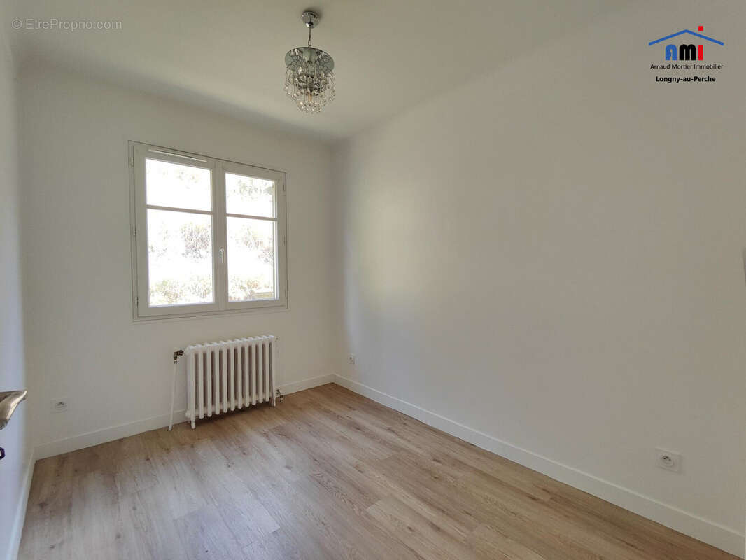 Maison à LONGNY-AU-PERCHE