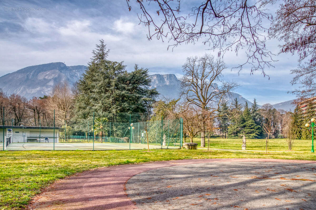 Appartement à SAINT-EGREVE