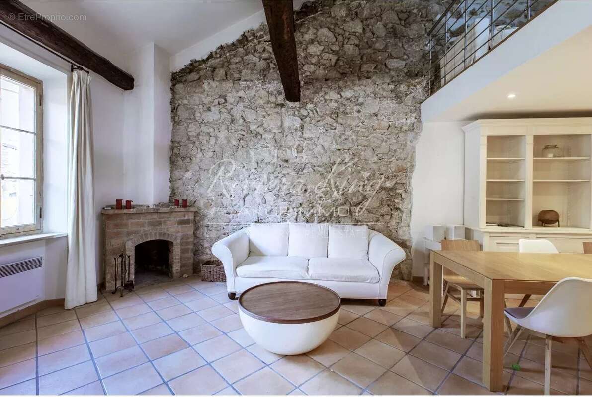 Appartement à VILLEFRANCHE-SUR-MER