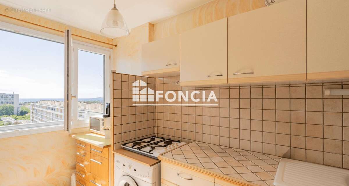Appartement à MARSEILLE-9E
